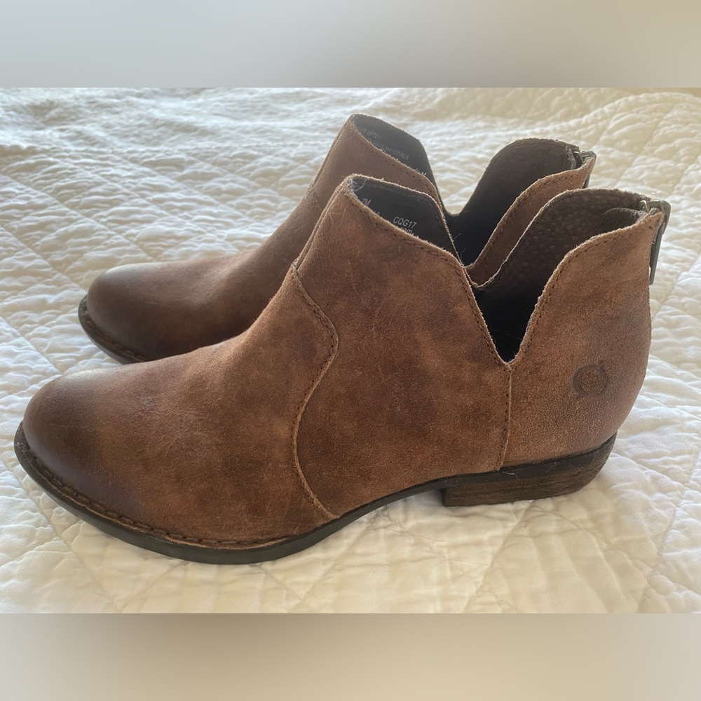 Born Kerri Ankle Boots - Picture 12 of 13